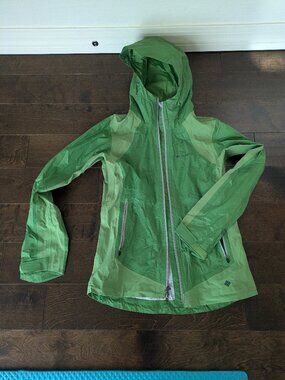 Columbia Omni-Tech Rain Jacket Green Women’s Small Waterproof Seam-Sealed Lightw